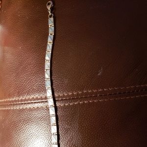 Stunning Sterling Silver Mother of Pearl Braclet